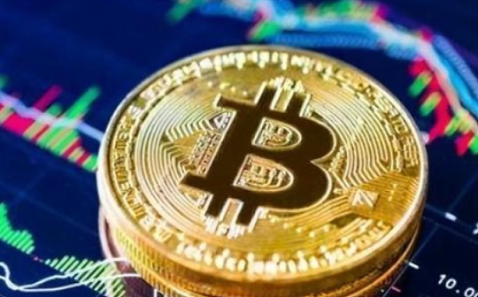 金色前哨 | 加密剧烈波动后 白宫官员正研究是否需要新的加密货币规则